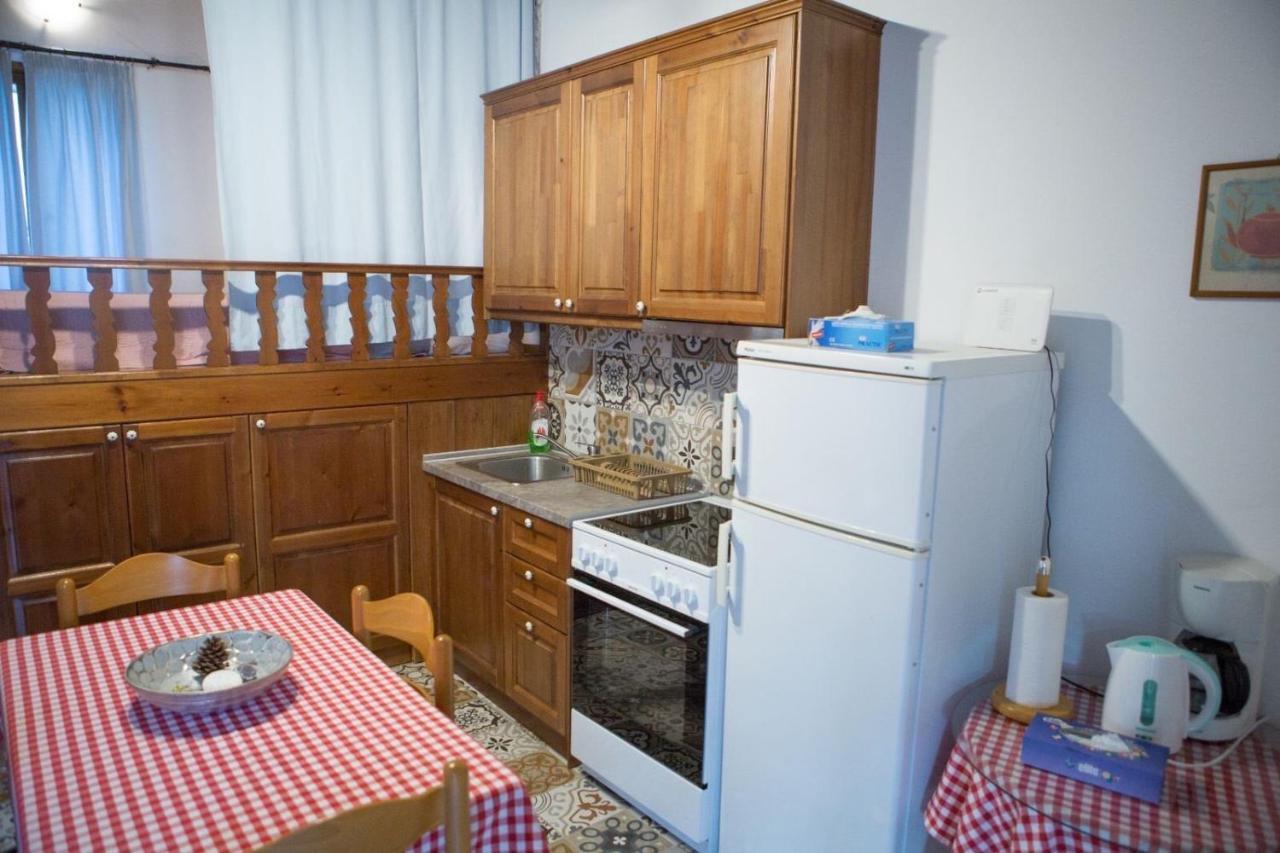 Grandmother'S House Apartment Psinthos Bagian luar foto