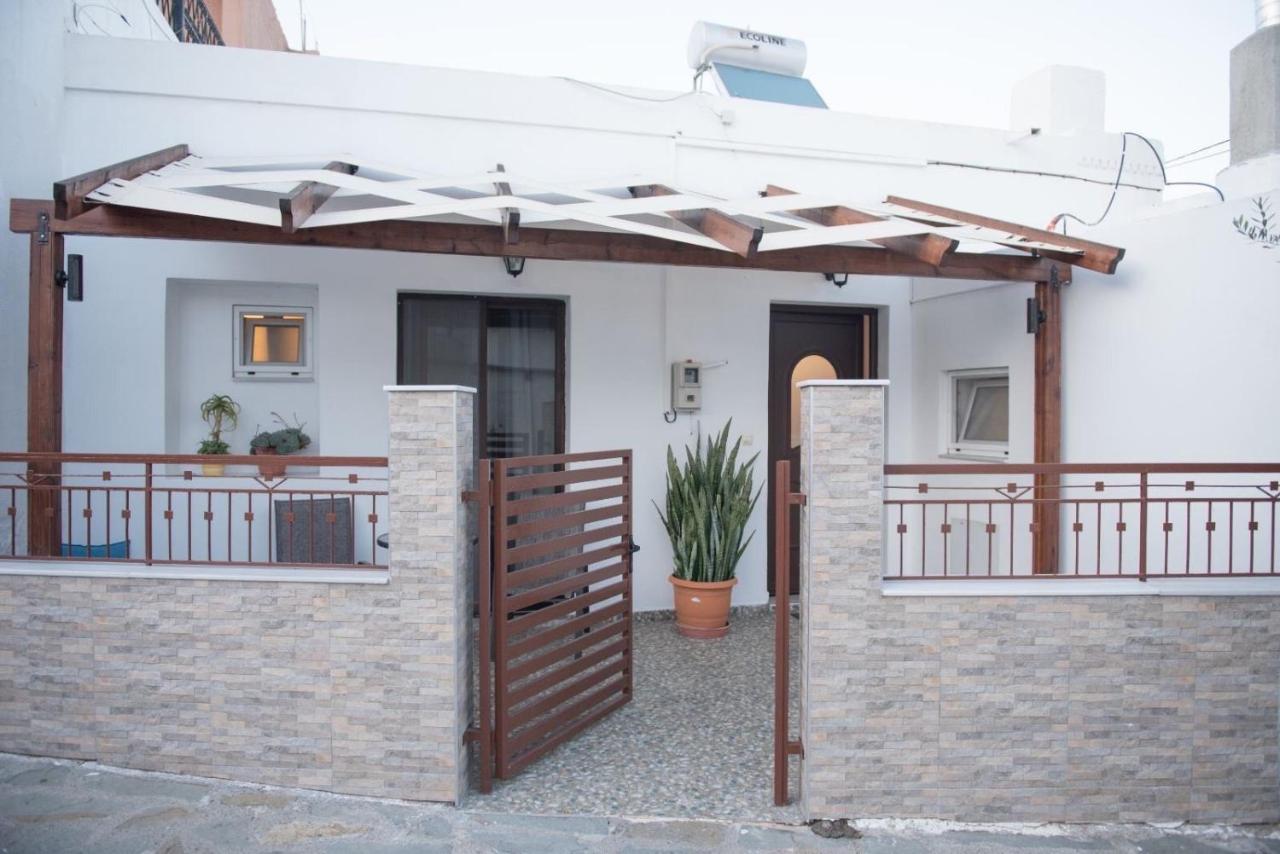 Grandmother'S House Apartment Psinthos Bagian luar foto